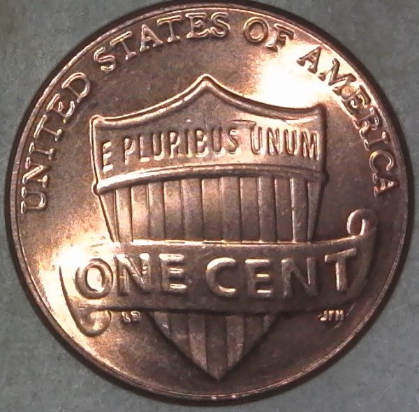 2021-D-Lincoln-Shield-Cent-With-Nice-DDR-On-Vertical-Stripes-Of-Shield.